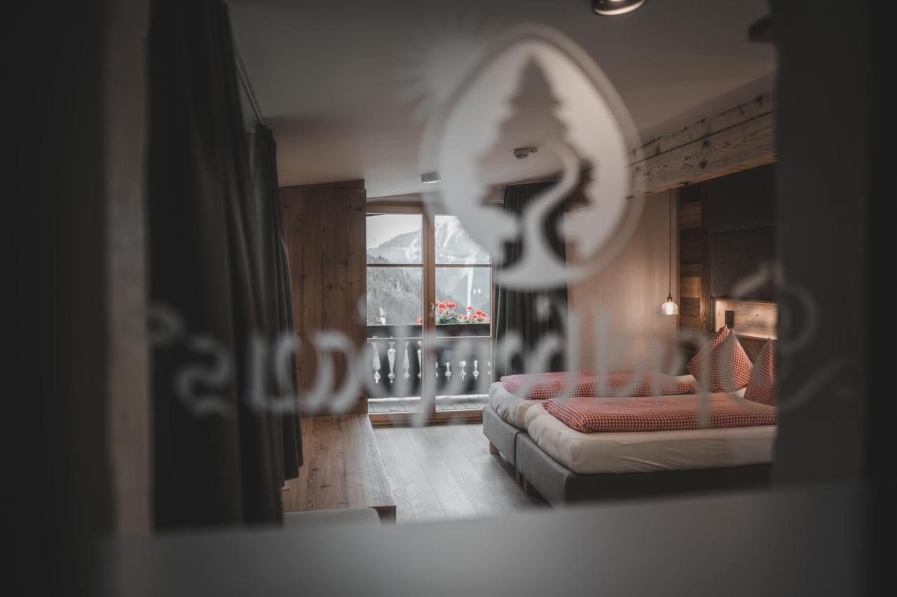 ザールバッハ・ヒンターグレム Spielberghaus Bed & Breakfast エクステリア 写真